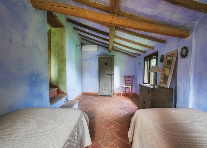 Casa Di Pan 6, Emma *